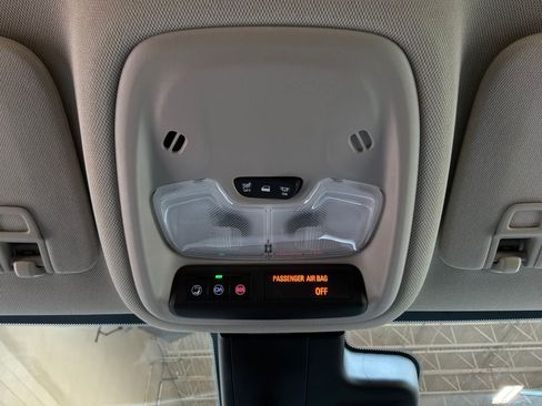 Used 2025 Buick Encore GX Preferred FWD image 15