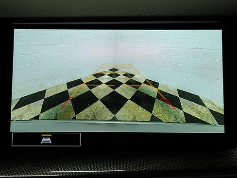 Used 2023 Buick Envision Essence image 10