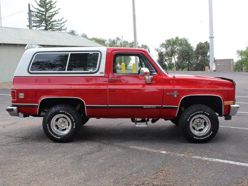 Used 1991 Chevrolet Blazer 4WD image 9