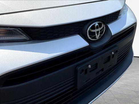 Used 2024 Toyota Corolla LE FWD image 33