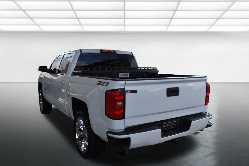 Used 2018 Chevrolet Silverado 1500 LT w/ Texas Edition AWD/4WD image 8