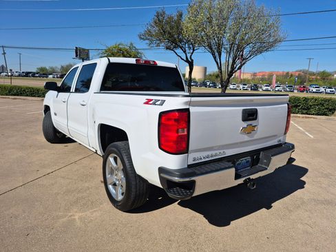 Used 2018 Chevrolet Silverado 1500 LT w/ Texas Edition image 8