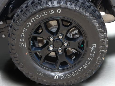 Used 2021 Jeep Wrangler Willys image 31