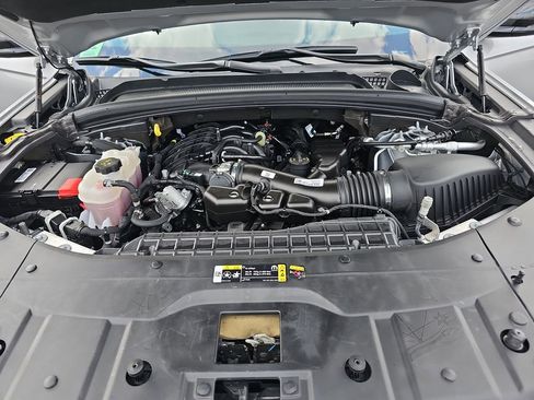 Certified 2024 Jeep Grand Cherokee Altitude image 30