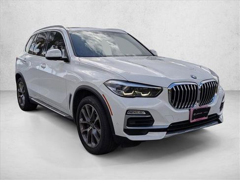 Used 2021 BMW X5 sDrive40i w/ Premium Package image 3