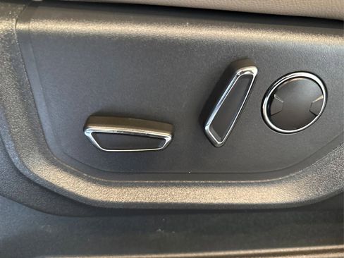 Used 2024 Ford Expedition Max Limited RWD image 49