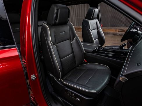 Used 2021 Cadillac Escalade Sport w/ Driver Assist Tech Package image 27