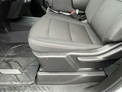 Used 2025 Chevrolet Silverado 2500 W/T w/ WT/CX Safety Package image 17