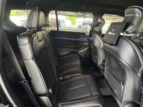 Used 2023 Jeep Grand Cherokee L Summit w/ Advanced Protech Group IV AWD/4WD image 45