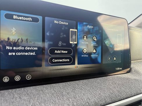 New 2026 Nissan Kicks SV w/ Cold Weather Package image 17