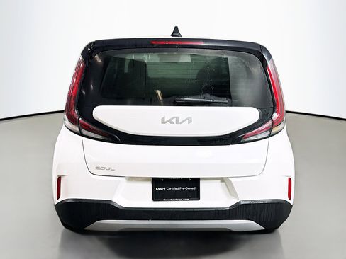 Certified 2023 Kia Soul LX image 6