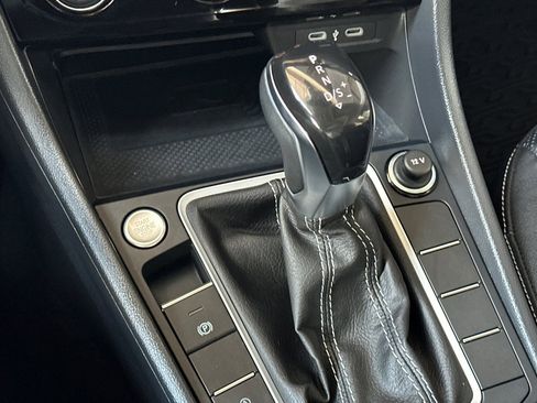 Used 2024 Volkswagen Jetta SEL FWD image 20