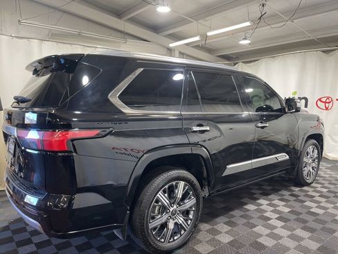 Used 2023 Toyota Sequoia Capstone image 7