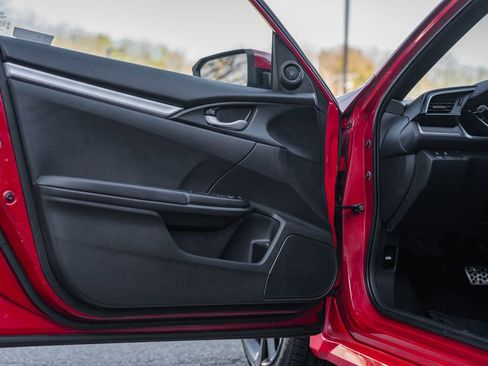 Used 2020 Honda Civic Sport image 31