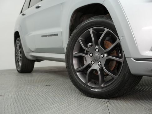 Used 2020 Jeep Grand Cherokee High Altitude image 16