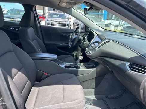 Used 2023 Chevrolet Malibu LT FWD image 31