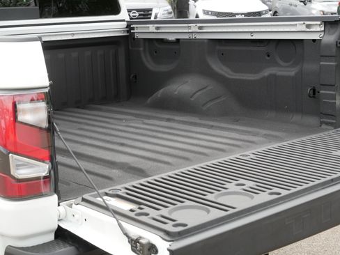 Certified 2024 Nissan Titan PRO-4X w/ Pro-4x Convenience Package AWD/4WD image 18