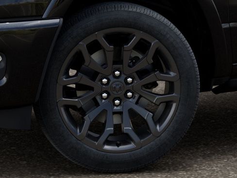 New 2025 RAM 1500 Limited AWD/4WD image 30