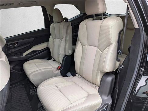 Certified 2025 Subaru Ascent Premium image 17