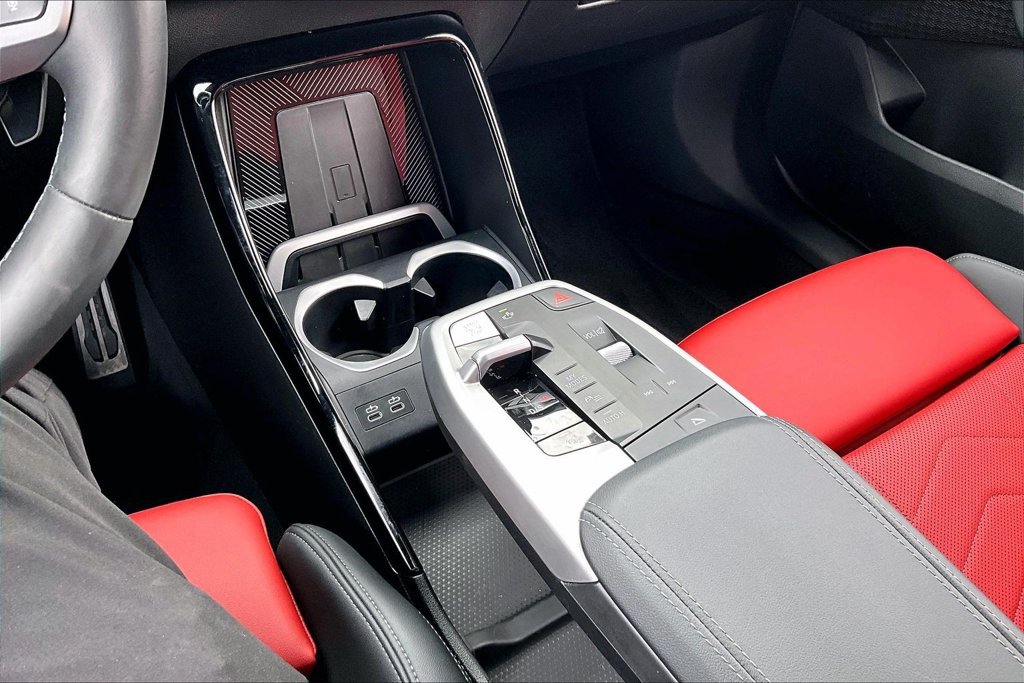 Used 2025 BMW X2 M35i AWD/4WD image 31