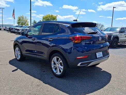 Used 2023 Buick Encore GX Preferred w/ Cold Weather Comfort Package FWD image 7
