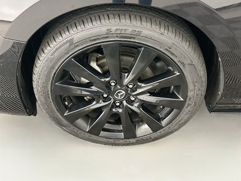 Used 2024 MAZDA MAZDA3 s FWD image 11