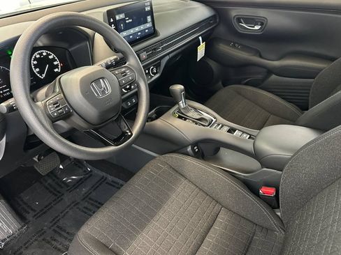 Used 2026 Honda HR-V LX image 9