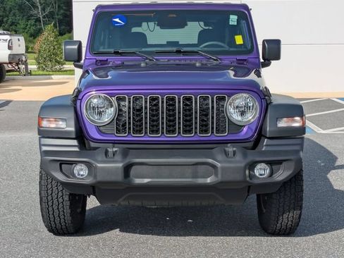 Used 2026 Jeep Wrangler Sport AWD/4WD image 9