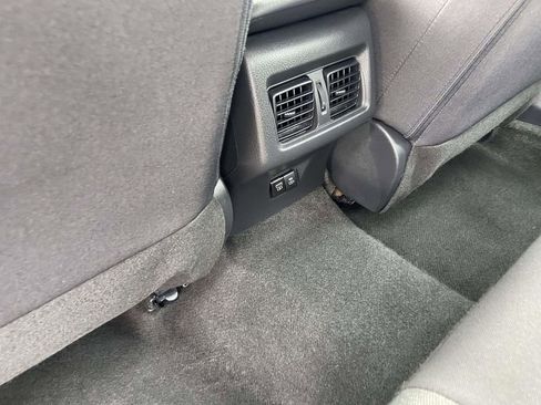 Used 2025 Toyota Camry LE image 14