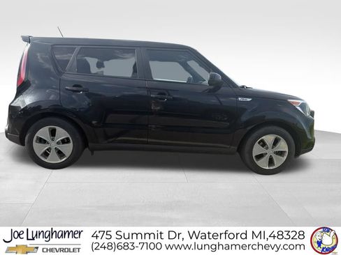 Used 2016 Kia Soul FWD image 3