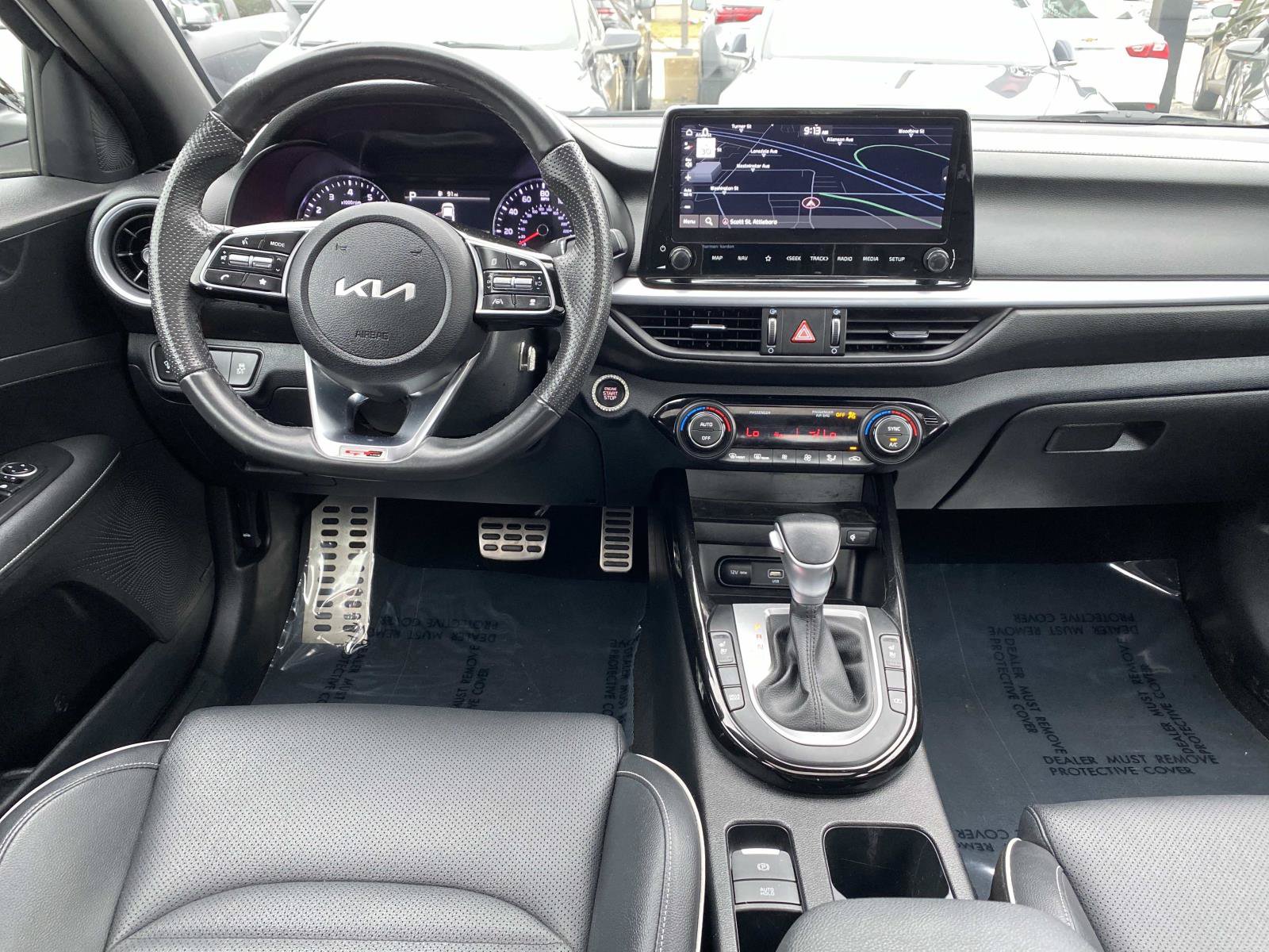 Used 2023 Kia Forte GT-Line w/ GT-Line Premium Package FWD image 11