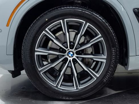Certified 2024 BMW X5 xDrive40i w/ M Sport Package AWD/4WD image 25