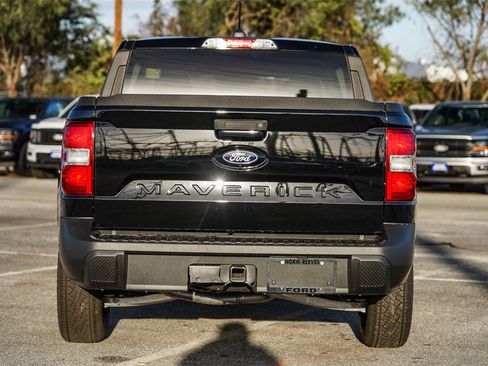 Used 2025 Ford Maverick XLT w/ XLT Luxury Package image 7