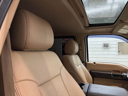 Used 2016 Ford F350 Lariat w/ Lariat Ultimate Package image 27