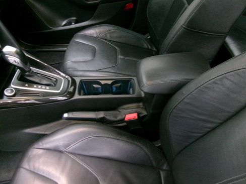 Used 2015 Ford Focus Titanium image 18