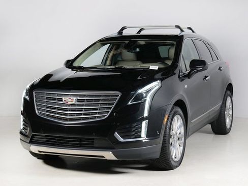Used 2018 Cadillac XT5 Platinum w/ Driver Assist Package AWD/4WD image 1