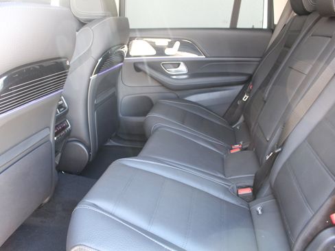 Used 2026 Mercedes-Benz GLS 450 GLS 450 image 17