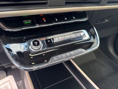 Used 2025 Lincoln Corsair Grand Touring w/ Jet Appearance Package image 32