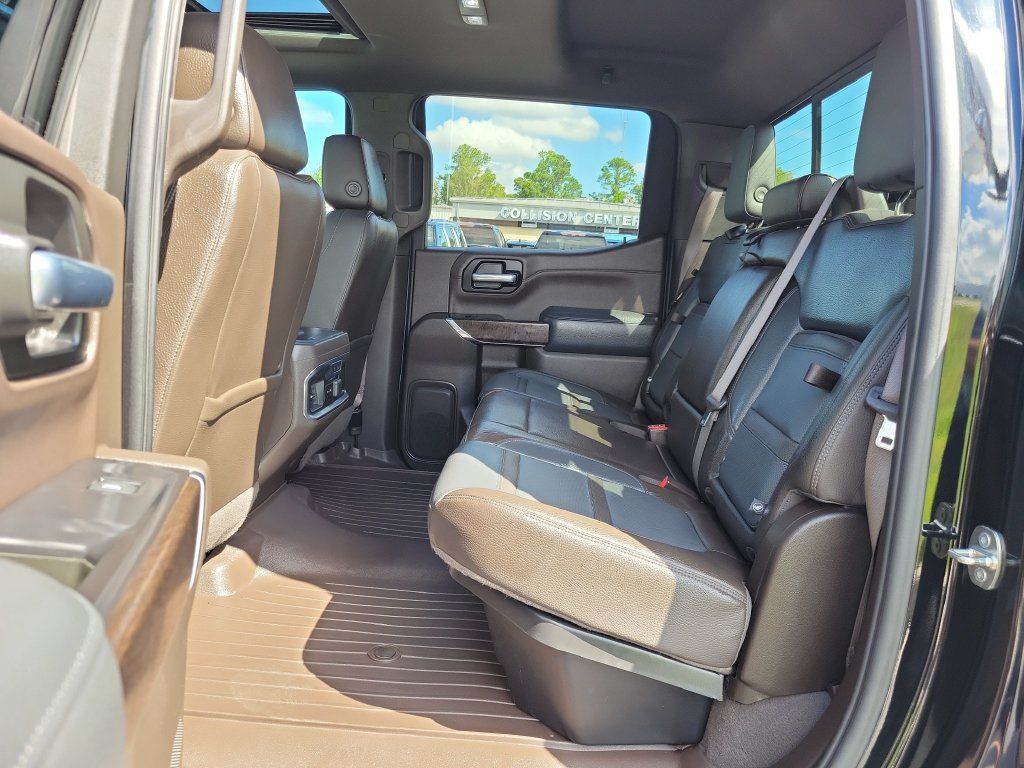 Used 2019 GMC Sierra 1500 Denali w/ Denali Ultimate Package AWD/4WD image 11