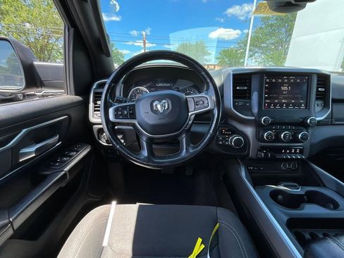 Used 2019 RAM 1500 Big Horn AWD/4WD image 8