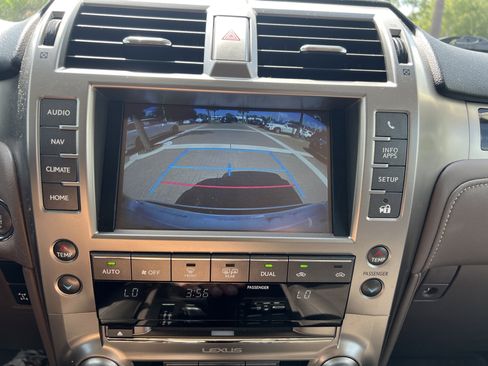 Used 2016 Lexus GX 460 w/ Navigation Package AWD/4WD image 25