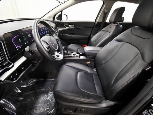 Certified 2025 Kia Sportage EX w/ Premium Package image 14