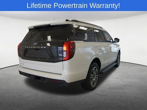 New 2026 Ford Expedition Active image 14