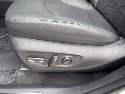 Used 2024 Toyota Grand Highlander Limited image 29