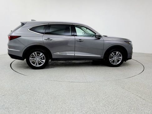 Used 2025 Acura MDX SH-AWD image 4