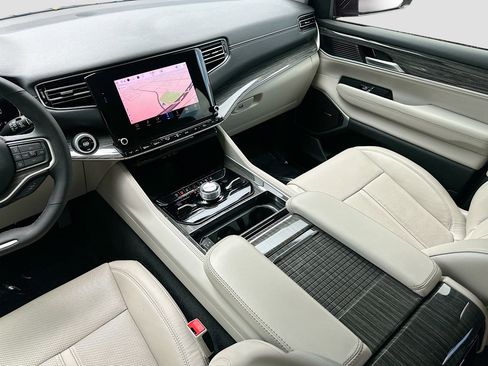 Used 2022 Jeep Wagoneer Series II w/ Convenience Group I image 24