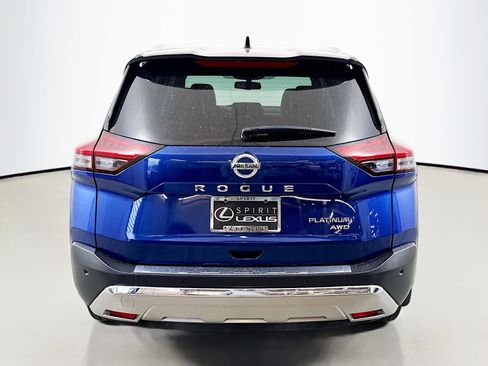 Used 2021 Nissan Rogue Platinum image 6