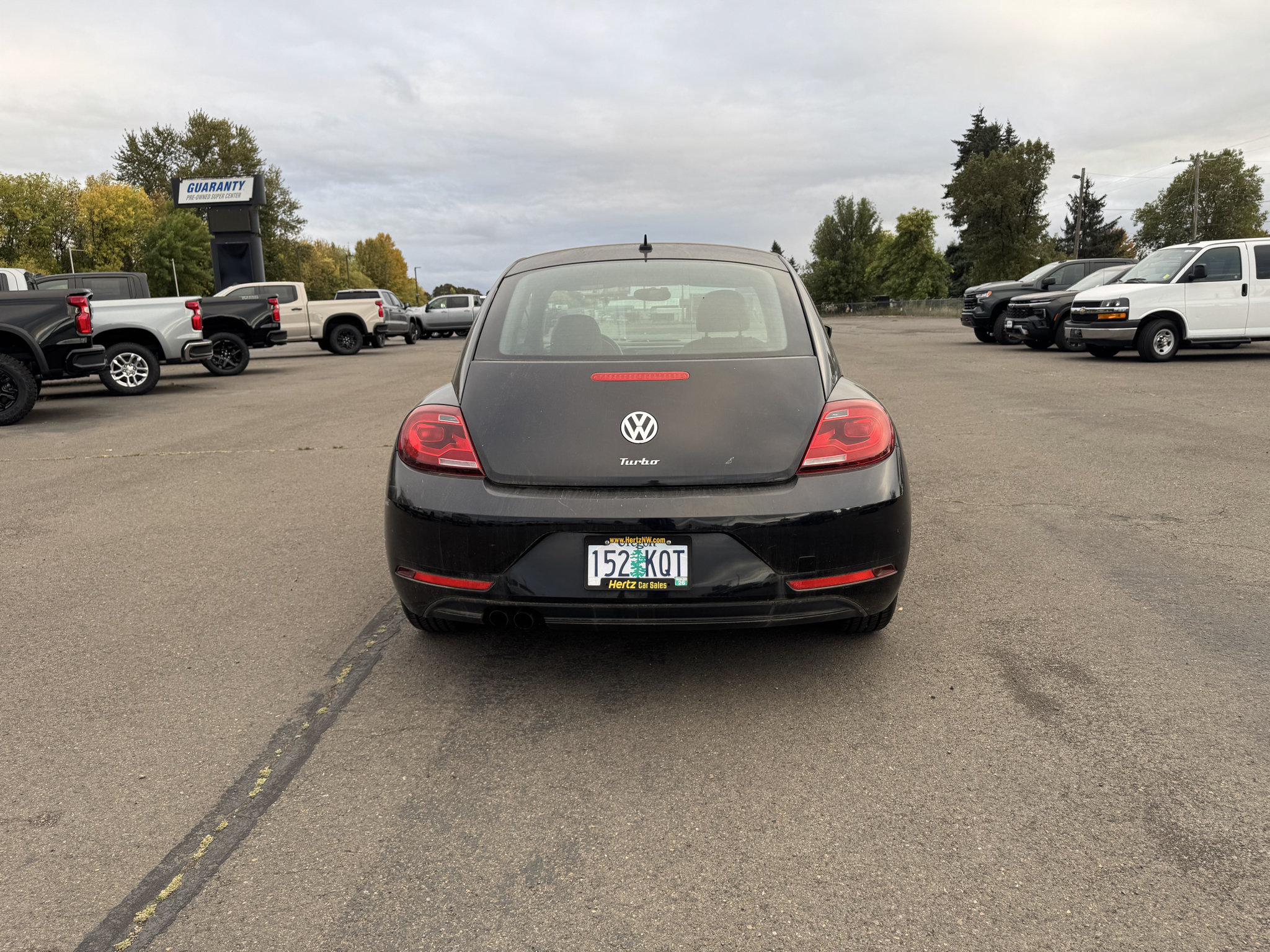 Used 2017 Volkswagen Beetle 1.8T Classic FWD image 6