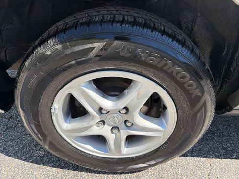 Used 2002 Lexus RX 300 4WD w/ Premium Pkg Plus image 32
