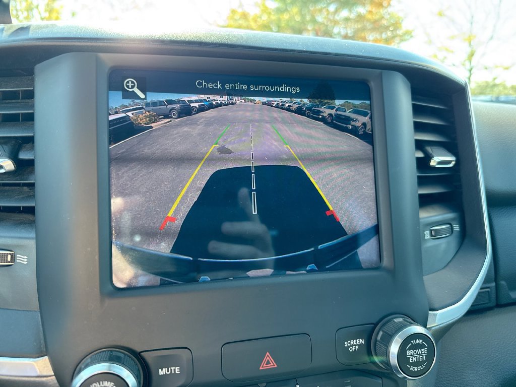 Used 2021 RAM 1500 Big Horn AWD/4WD image 18